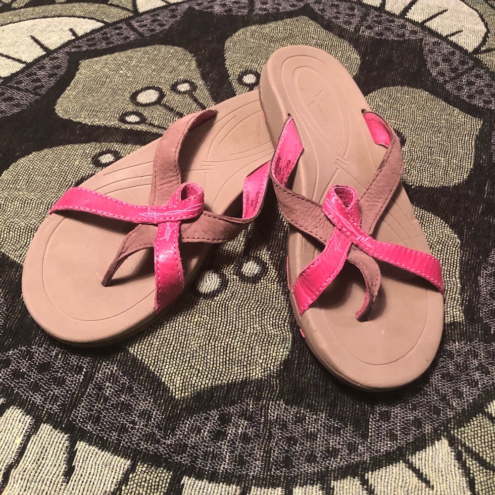 Breast cancer awareness sandal